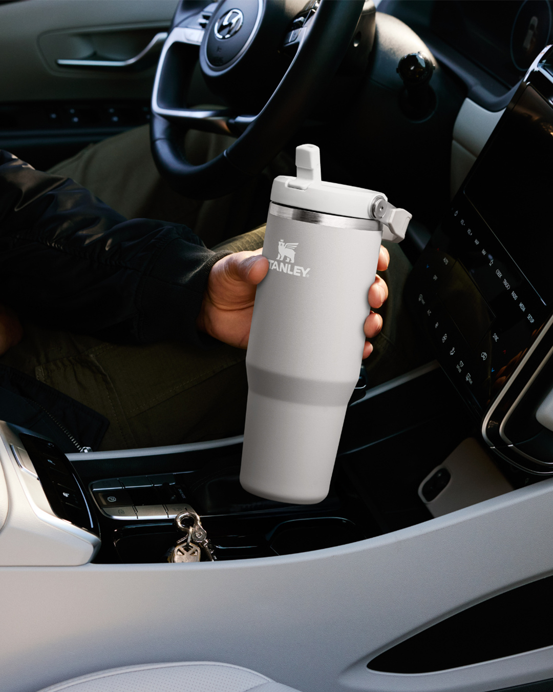 IceFlow™ Flip Straw Tumbler Pipetli Termos Modellerinin Öne Çıkan Özellikleri