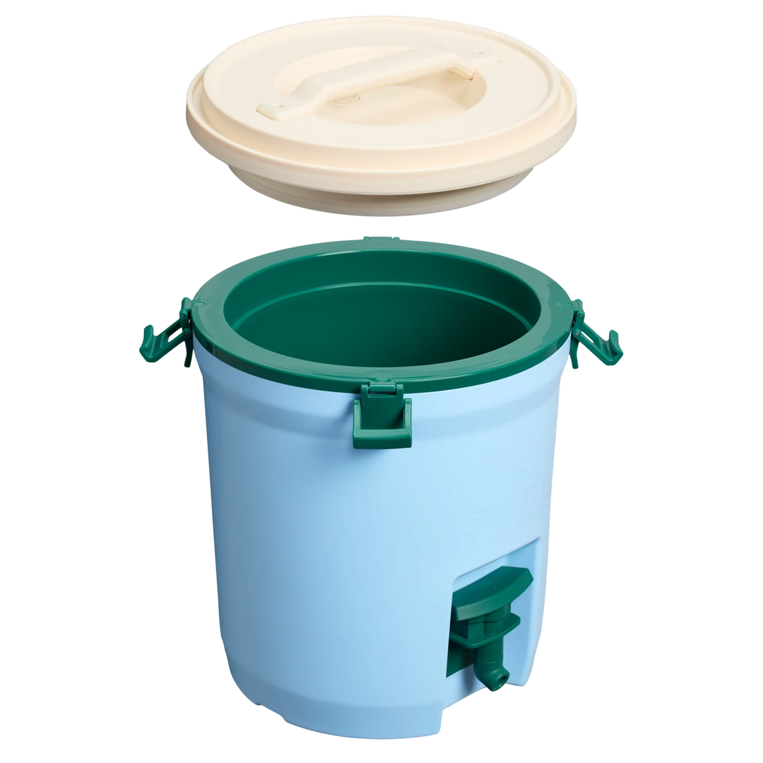 Stanley The Fast-Flow Water Jug 7.5L